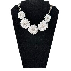 White Flower Cluster Necklace With Rhinestones Chunky Silver Chain Used